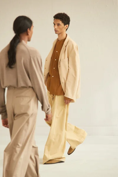 Look 22